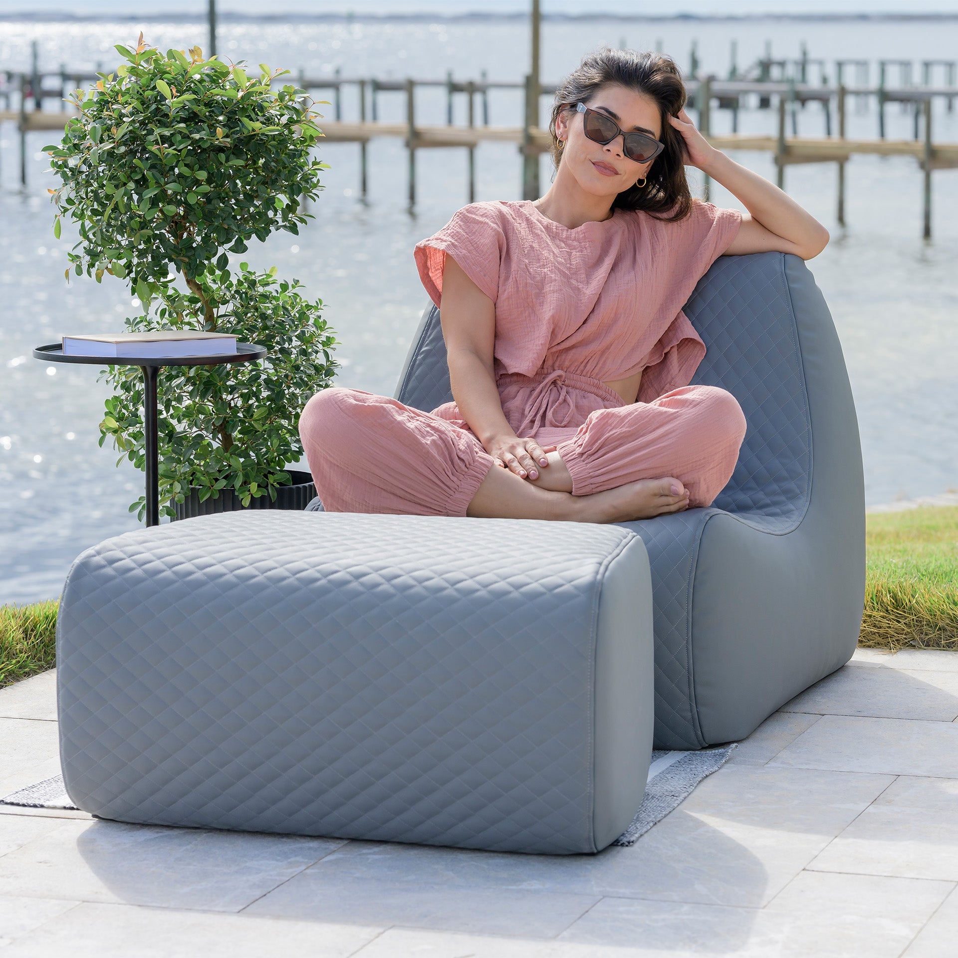Solvana™ Outdoor Ottoman