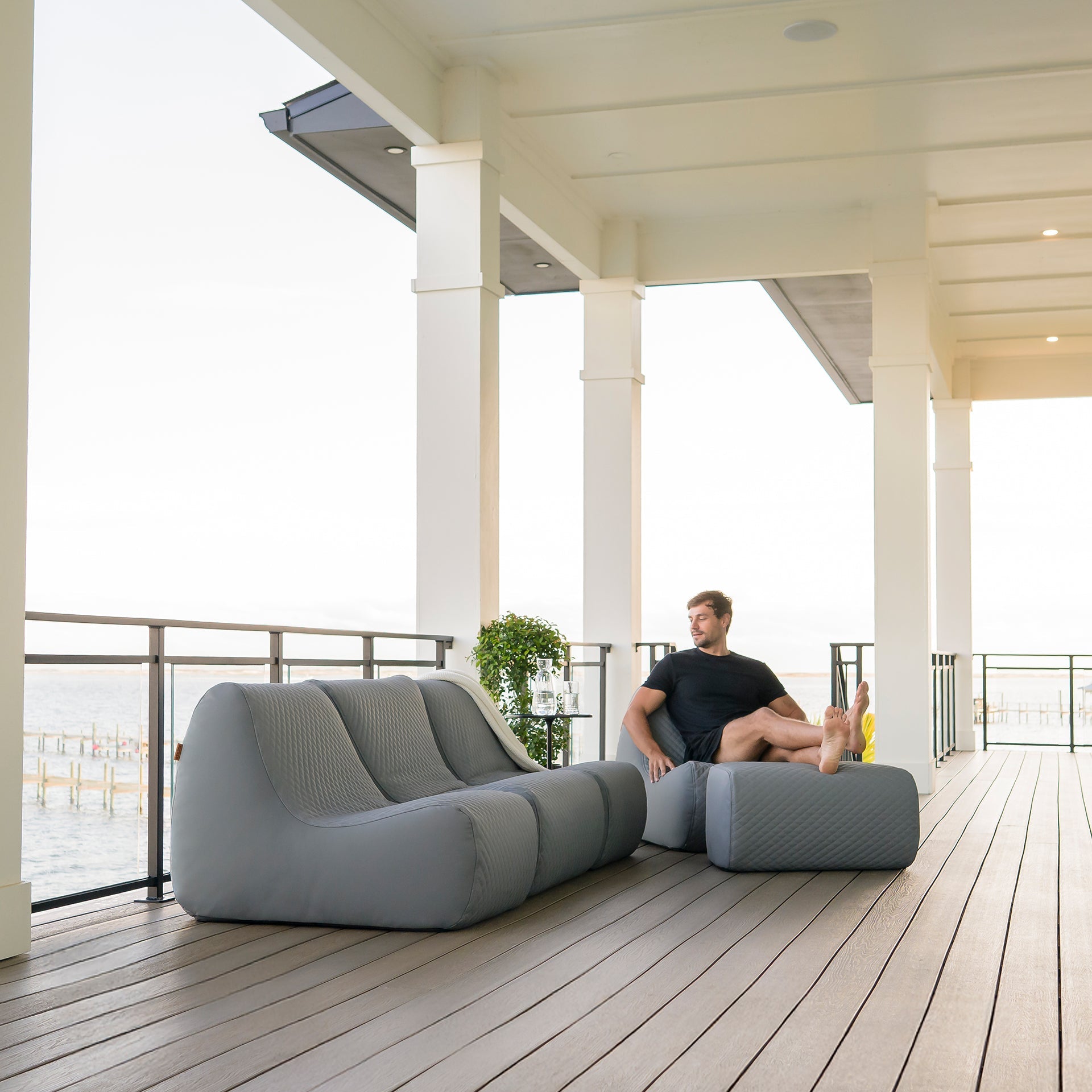 Solvana™ 5 Piece Outdoor Sectional Sofa