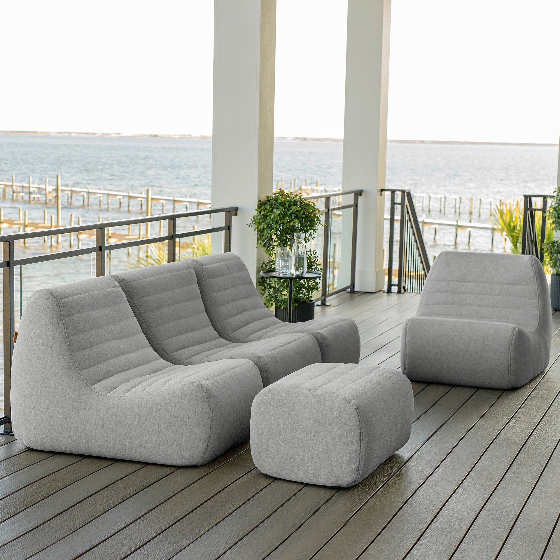 Solvana™ 5 Piece Outdoor Sectional Sofa