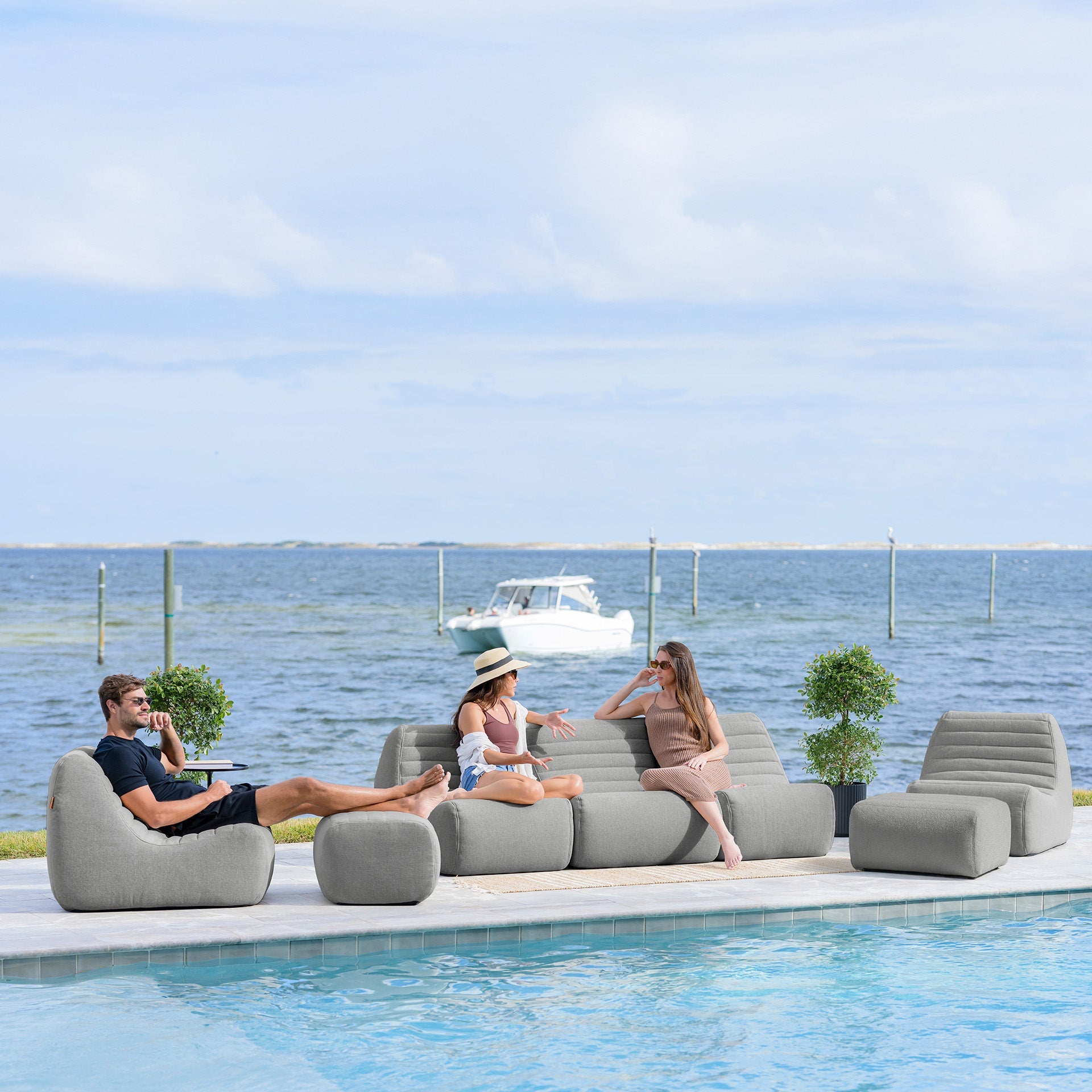 Solvana™ 7 Piece Outdoor Sectional